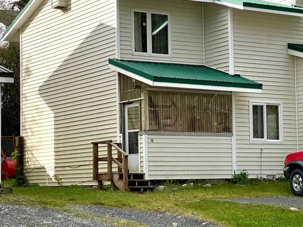 605 Lake Ave #16, Cordova, AK 99574