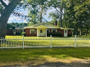 4 Cedar Grove Ln, Poplarville, MS 39470