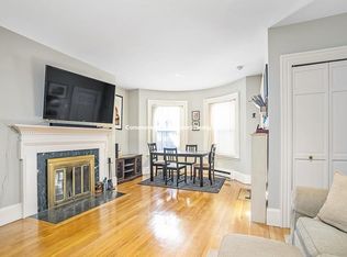 19 Greenwich Park APT 2, Boston, MA 02118