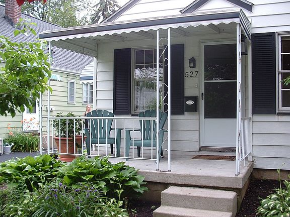 3rd image of 527 E Royal Forest Blvd