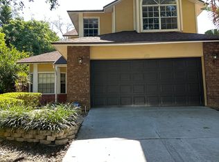 913 Red Dandy Dr, Orlando, FL 32818