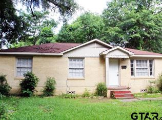 726 N Meadow Ln, Tyler, TX 75702