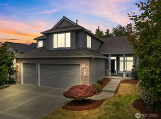 6025 Championship Cir, Mukilteo, WA