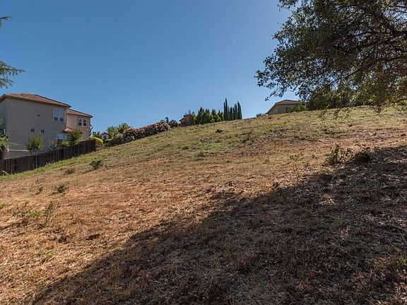 5th image of 2147 Huntington Cir