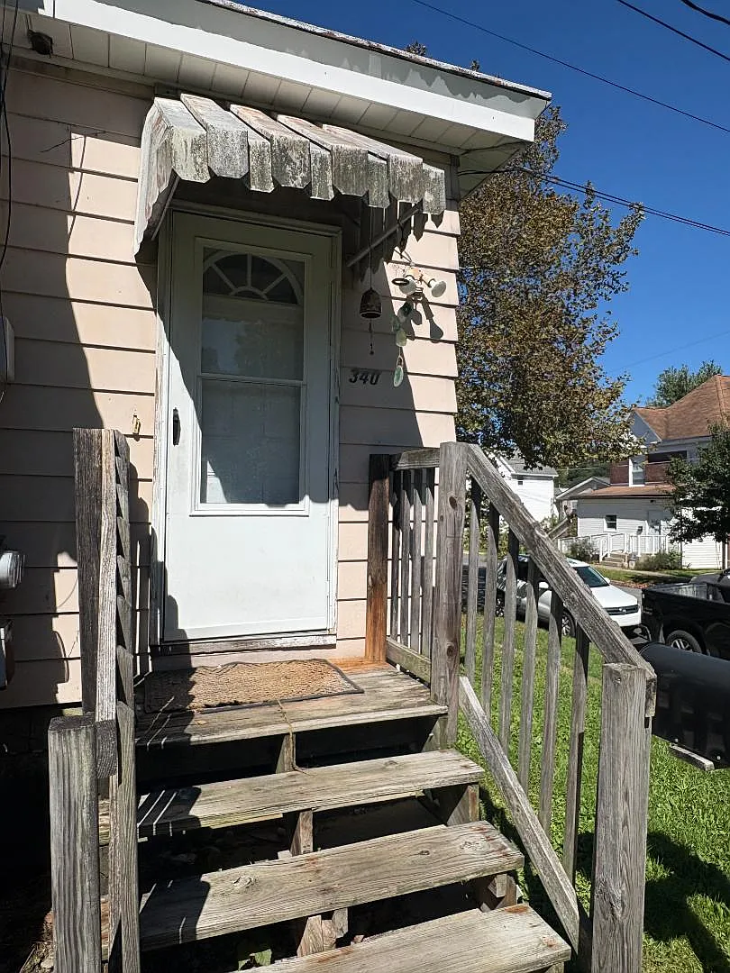 340 Green St - 340 Green St — Photo 1