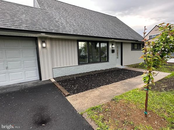 33 Micahill Rd,, Bristol, PA