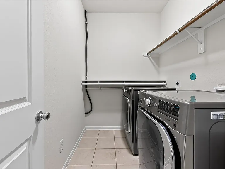 7631 Granite Terrace Ln — Photo 27