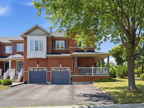 96 Robideau Pl, Whitby, ON L1R 3G7