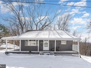146 Main St, Seven Valleys, PA 17360