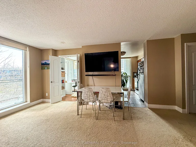 2119 Lake Shore Blvd W #415 — Photo 5