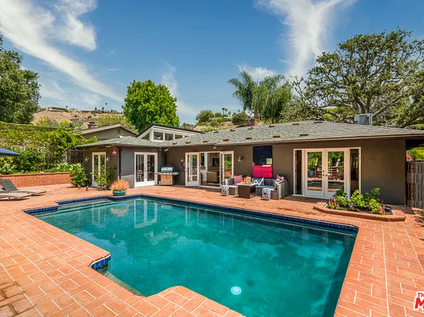 1009 Bienveneda Ave, Pacific Palisades, CA 90272
