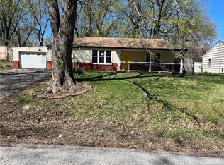 6628 Oxford Ave, Raytown, MO 64133