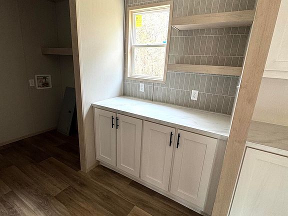 5th image of 267 Pooshee Plantation Way