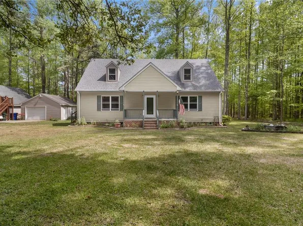 1609 Jackson Rd, Suffolk, VA 23434