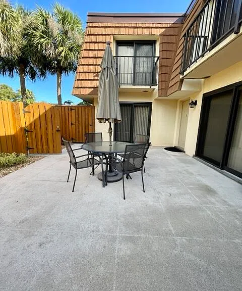 2531 25th Ct — Photo 32