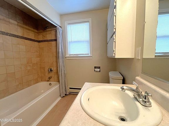 5th image of 1539 G St APT C