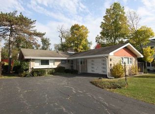 2236 Fir St, Glenview, IL