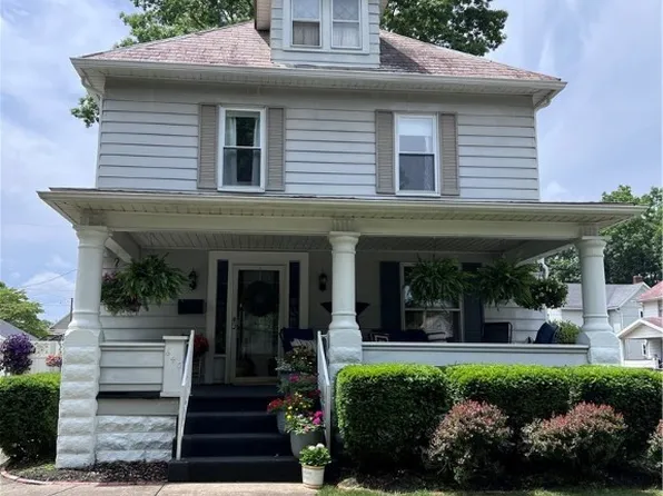 640 3rd St NW, New Philadelphia, OH 44663