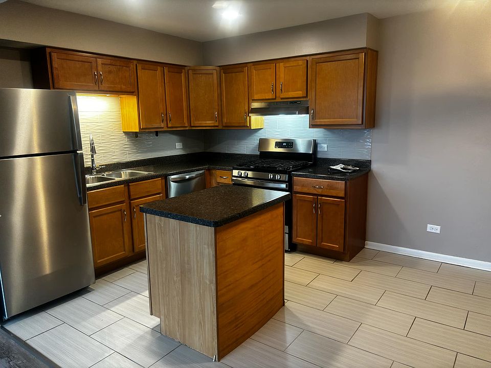 1st image of 7100 Laverne Ln APT 12