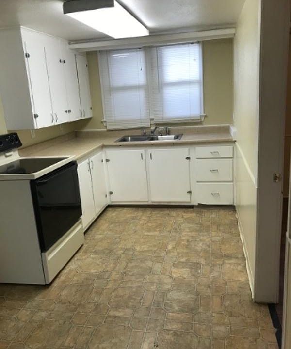 1st image of 710 N 30th St APT 5
