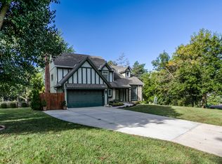 12708 Fontana St, Leawood, KS 66209