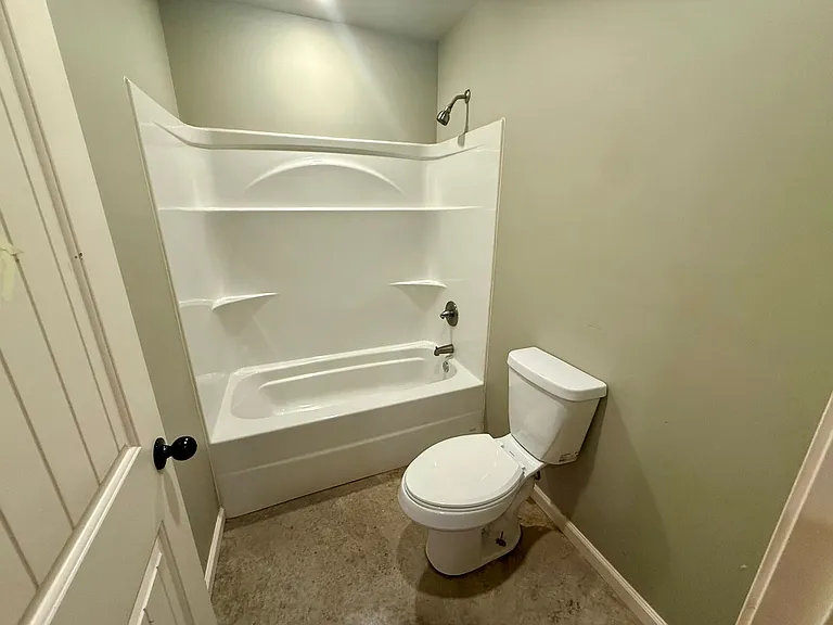 1215 Haltom St — Photo 7