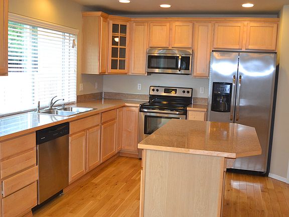 4th image of 18109 17th Avenue Ct E