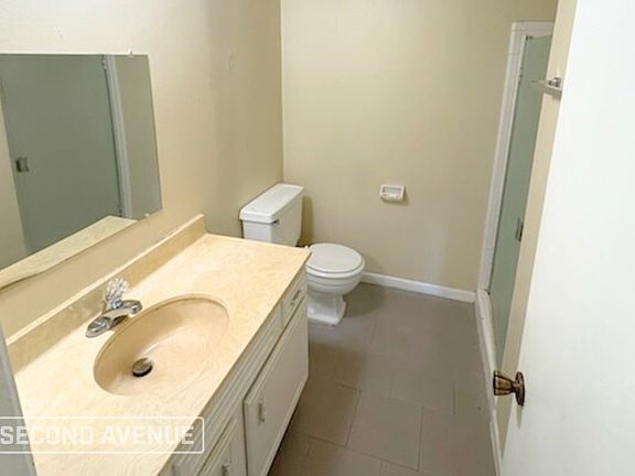 5th image of 10006 Valley Park Dr