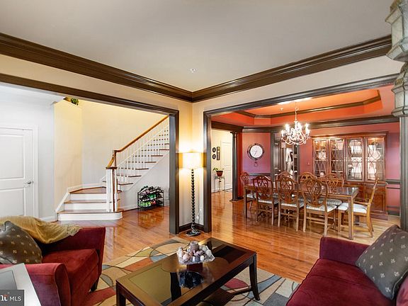 4th image of 11757 Emerald Green Dr