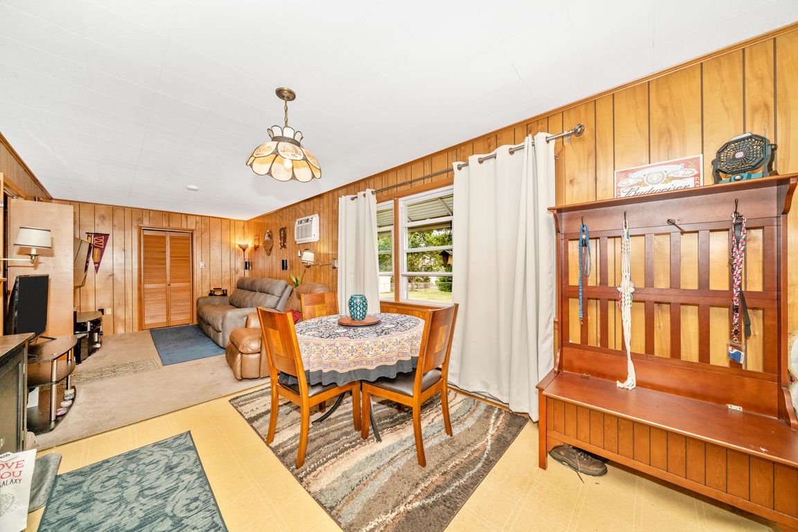 next background image