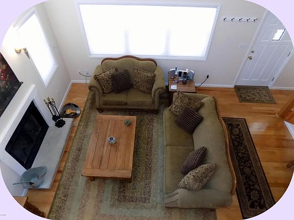 3rd image of 1037 Cedar Dr