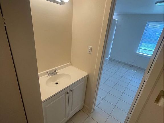 5th image of 133-135 N Choctaw Ave #135-08