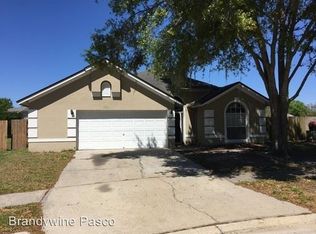 5851 Dorham Pl, Wesley Chapel, FL 33545