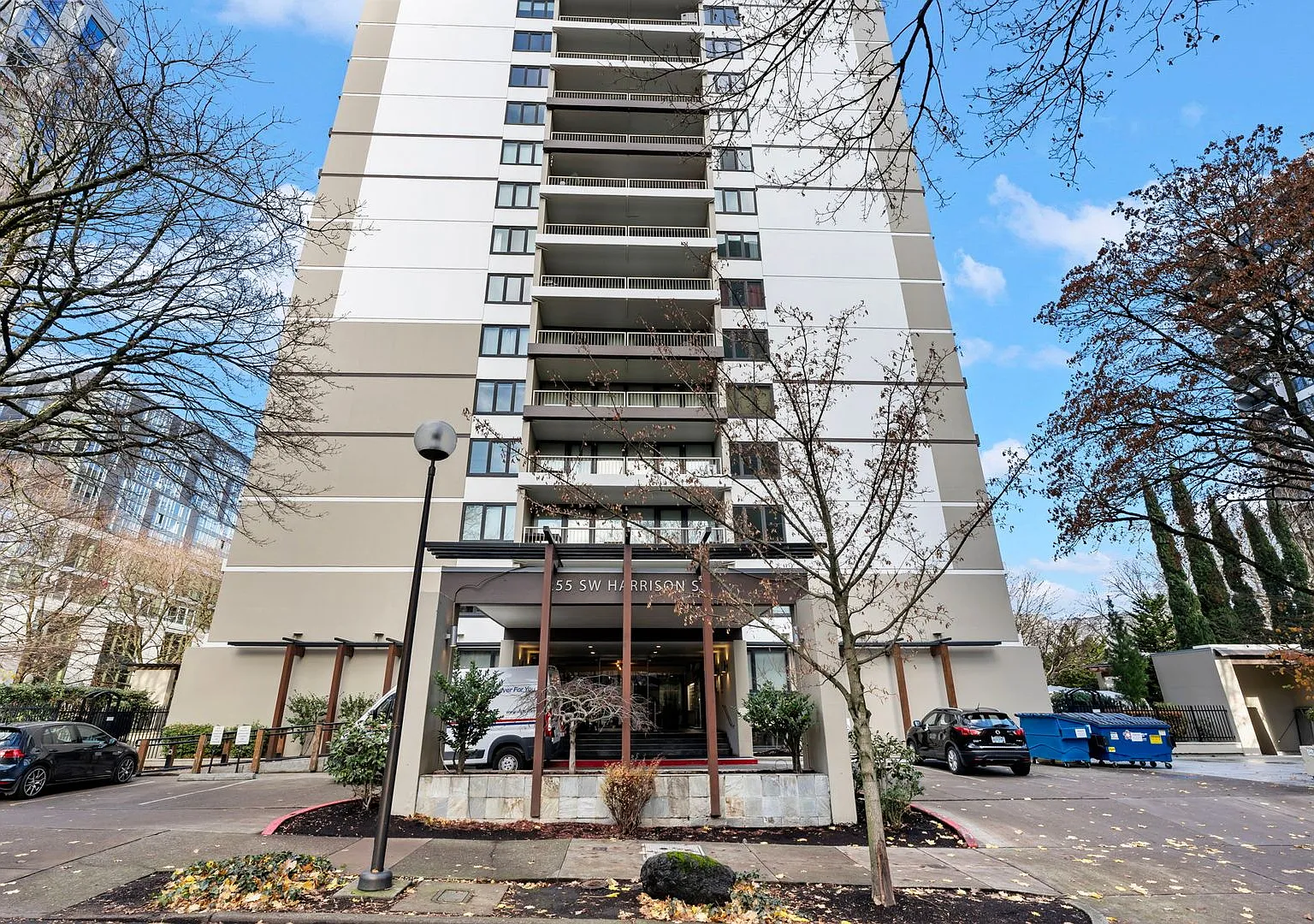 Harrison West Condos - 1 Bed/1 Bath W/Balcony/Parking/Free Laundry/Pool (Downtown/Psu/Ohsu) — Photo 1