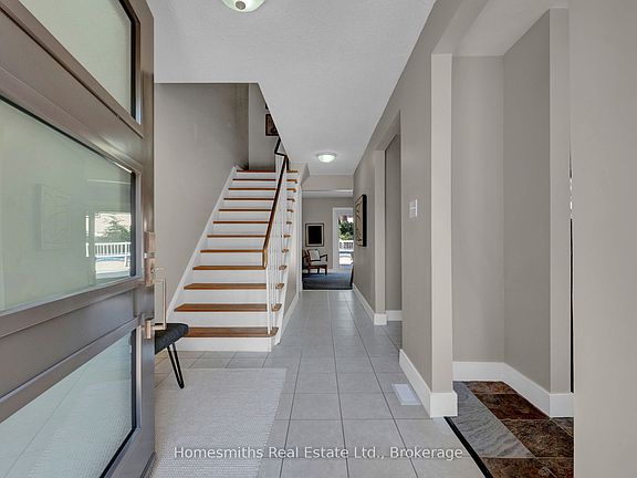2nd image of 44 Loscombe Dr