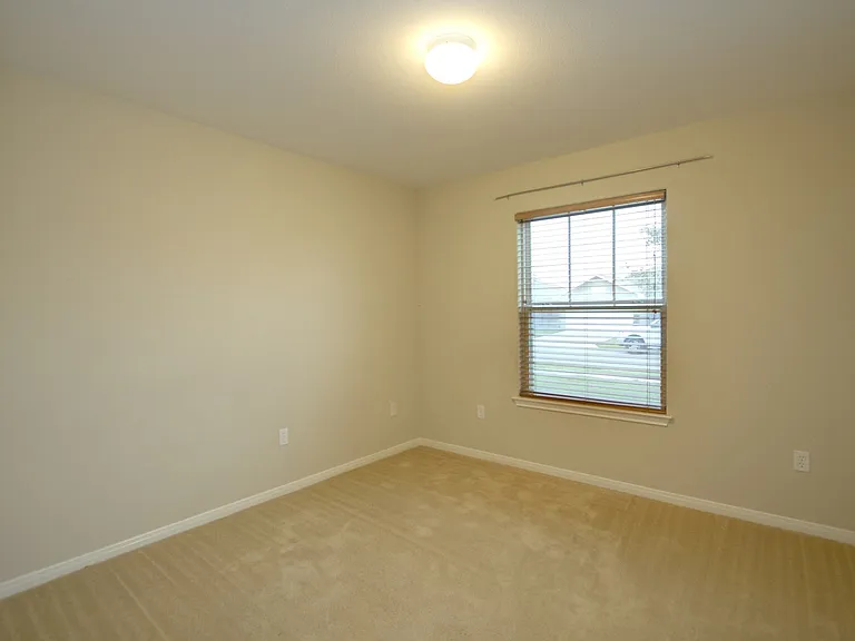 2201 Abeto Dr — Photo 7
