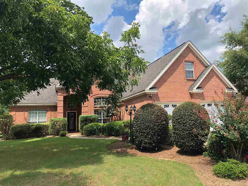1st image of 512 Saint Marlo Dr