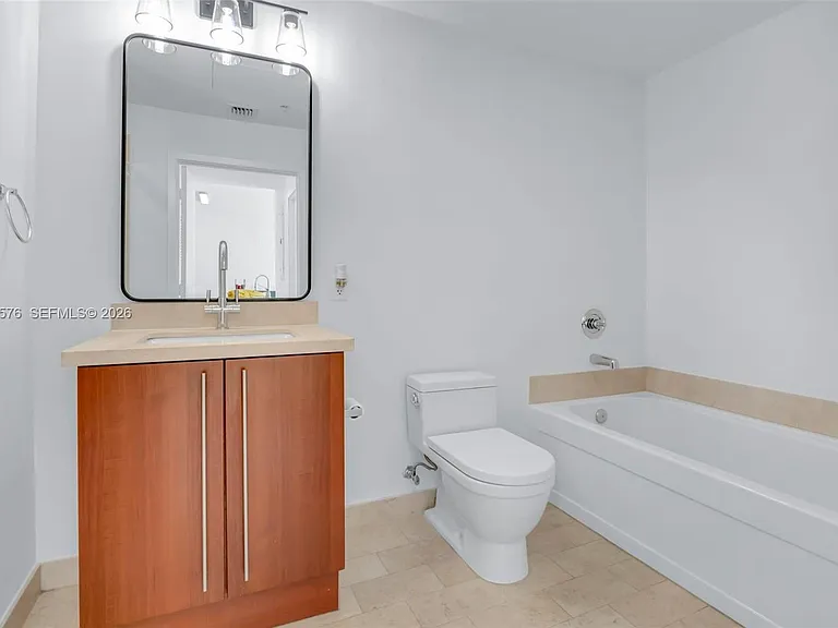 79 SW 12th St #2302 — Photo 26