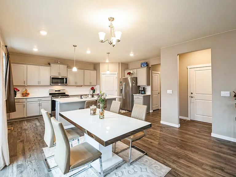 833 Vixen Dr — Photo 14
