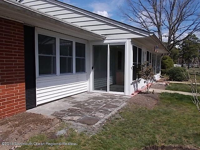 1st image of 646A Plymouth Dr #100A