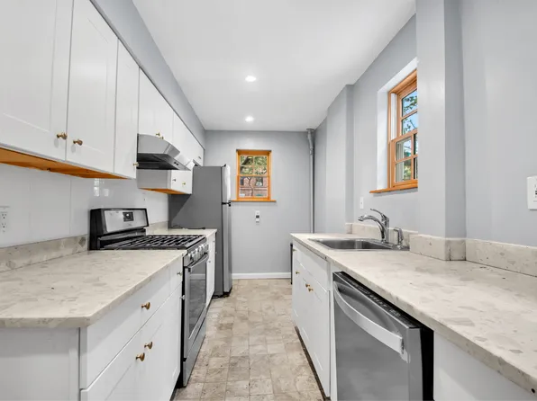 47-18 Skillman Avenue image 6 of 15