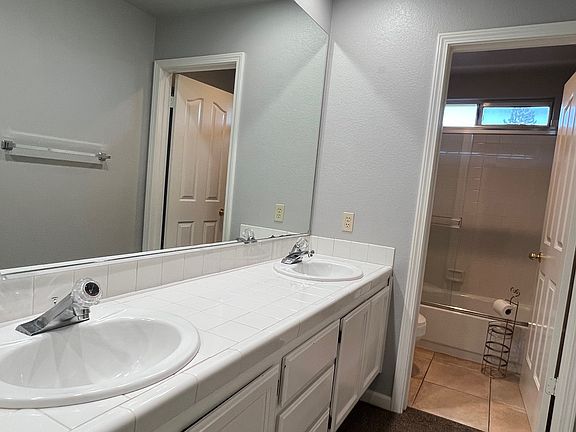 5th image of 1528 Jamie Dr