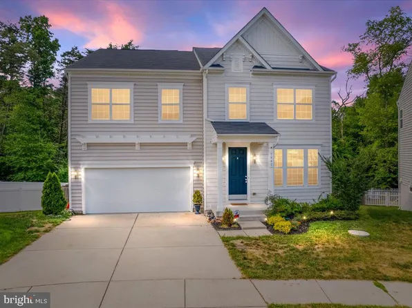 7942 Meridian Dr, Pasadena, MD 21122