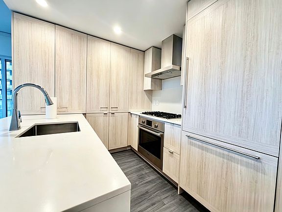 3rd image of 2311 Beta Ave #901
