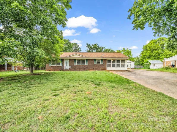 202 College Ave, Shelby, NC 28152