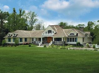 11 Sterling Rd N, Armonk, NY 10504