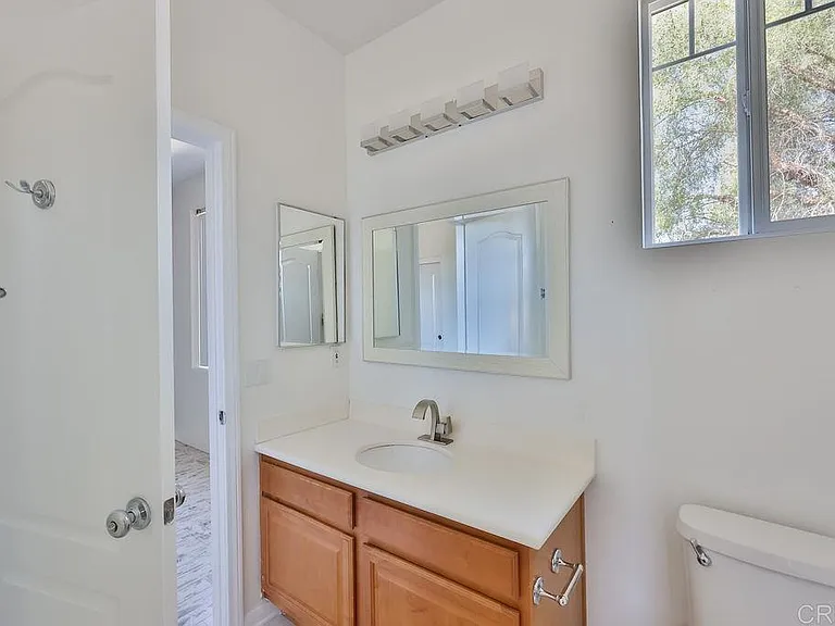1046 Strawberry Creek St — Photo 21