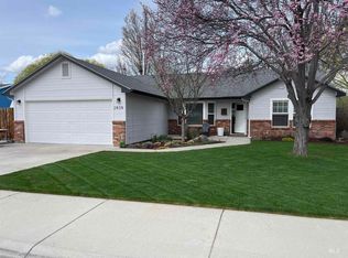 2838 W Santa Clara Dr, Meridian, ID 83642