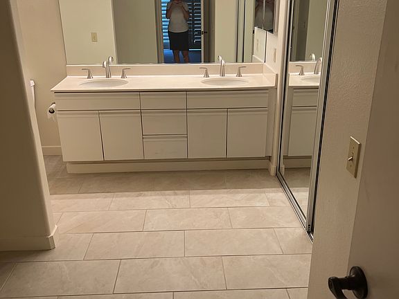 4th image of 76426 Violet Cir