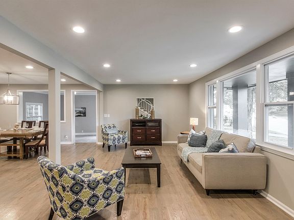 5th image of 2661 Mossdale Dr